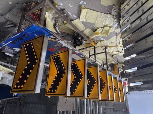 沧州太阳能交通标牌的核心部件是电池,电池多久